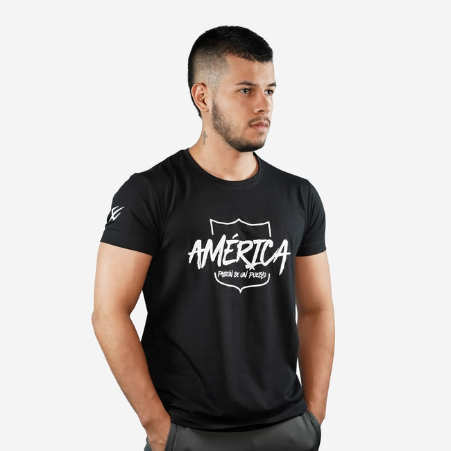 Camiseta algodon America de Cali Negra Main Image