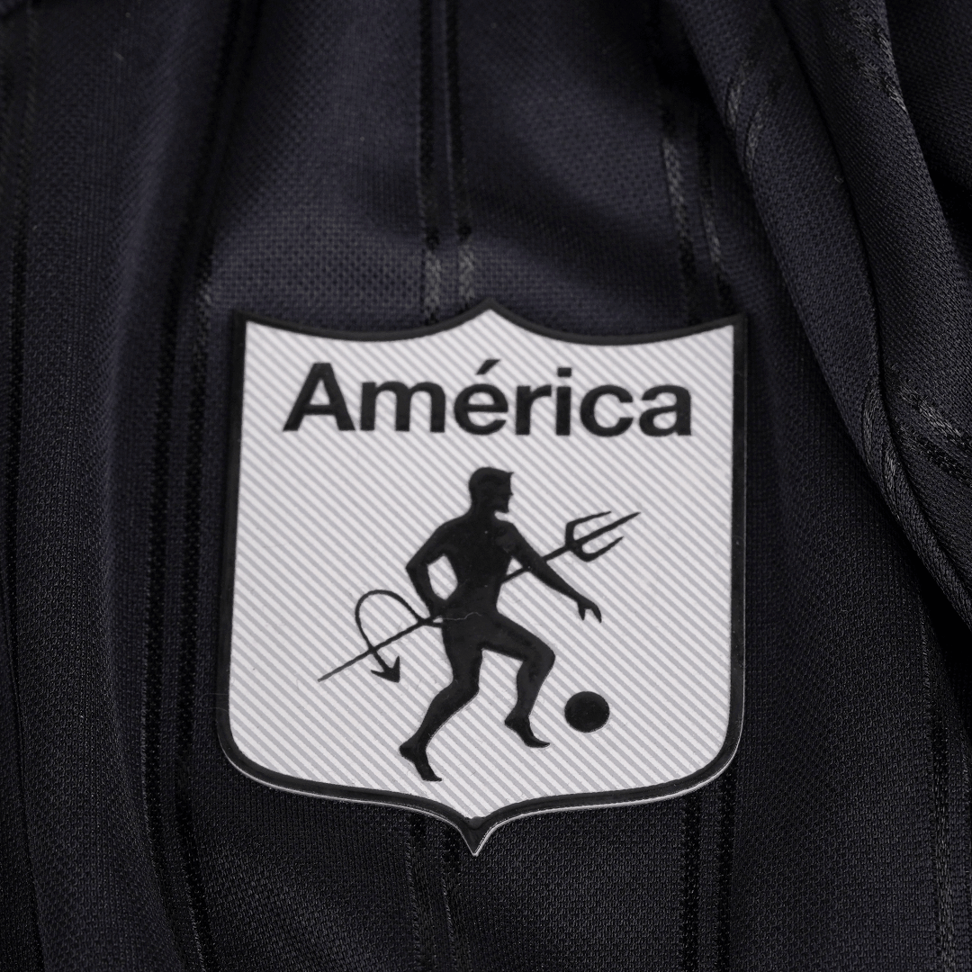 Camiseta oficial América de Cali negra