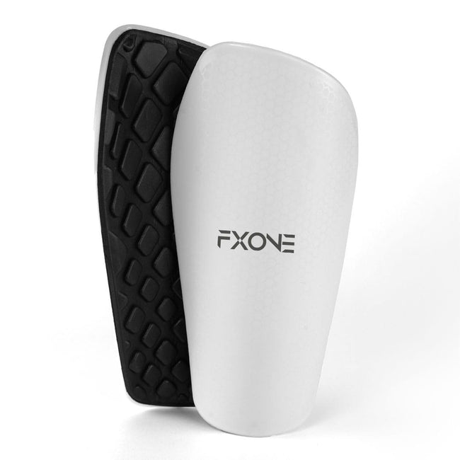Canilleras pro FXONE Main Image