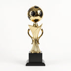 Trofeo estatuilla balón dorado con negro